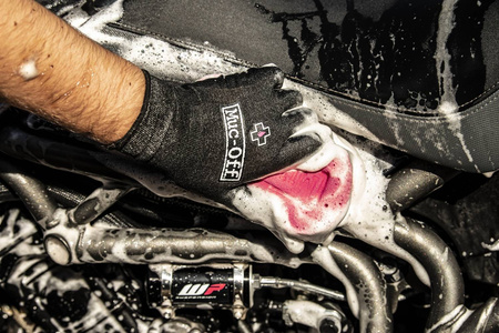 Muc-Off 300 - Próżniowo pakowana gąbka do mycia motocykla z mikroporami