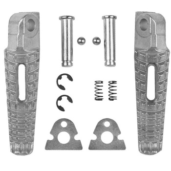 BIKETEC PARTS ZESTAW PODNÓŻKÓW (PODNÓŻKI) PASAŻERA KOMPLETNY Z MOCOWANIAMI SUZUKI GSXR 600/750 '06-14, GSXR 1000 '05-14, B-KING '08-13 KOLOR SREBRNY