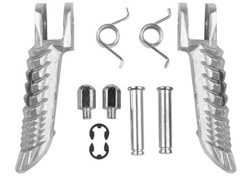 BIKETEC PARTS ZESTAW PODNÓŻKÓW (PODNÓŻKI) KIEROWCY KOMPLETNY Z MOCOWANIAMI SUZUKI GSXR 600/750/1000 '01-14 KOLOR SREBRNY