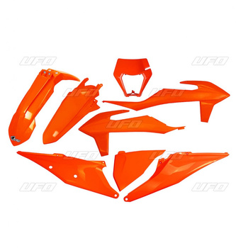 UFO KOMPLET PLASTIKÓW KTM EXC 125 '20-'21, EXC 250 / 300 TPI '20-'23, EXC-F 250 / 350 / 450 / 500 '20-'23 Z OSŁONĄ LAMPY KOLOR POMARAŃCZOWY FLUO (KT527FFLU)